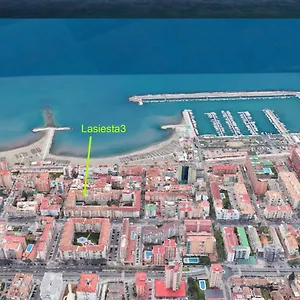 apartamento-lujo-playa-lasiesta3.1costadelsol.com/